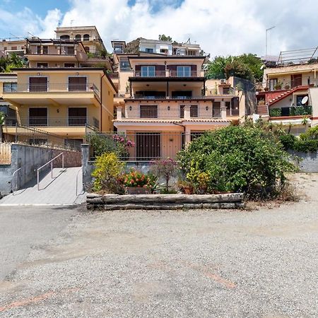 Taormina Panoramic Apartment With Parking Exterior foto